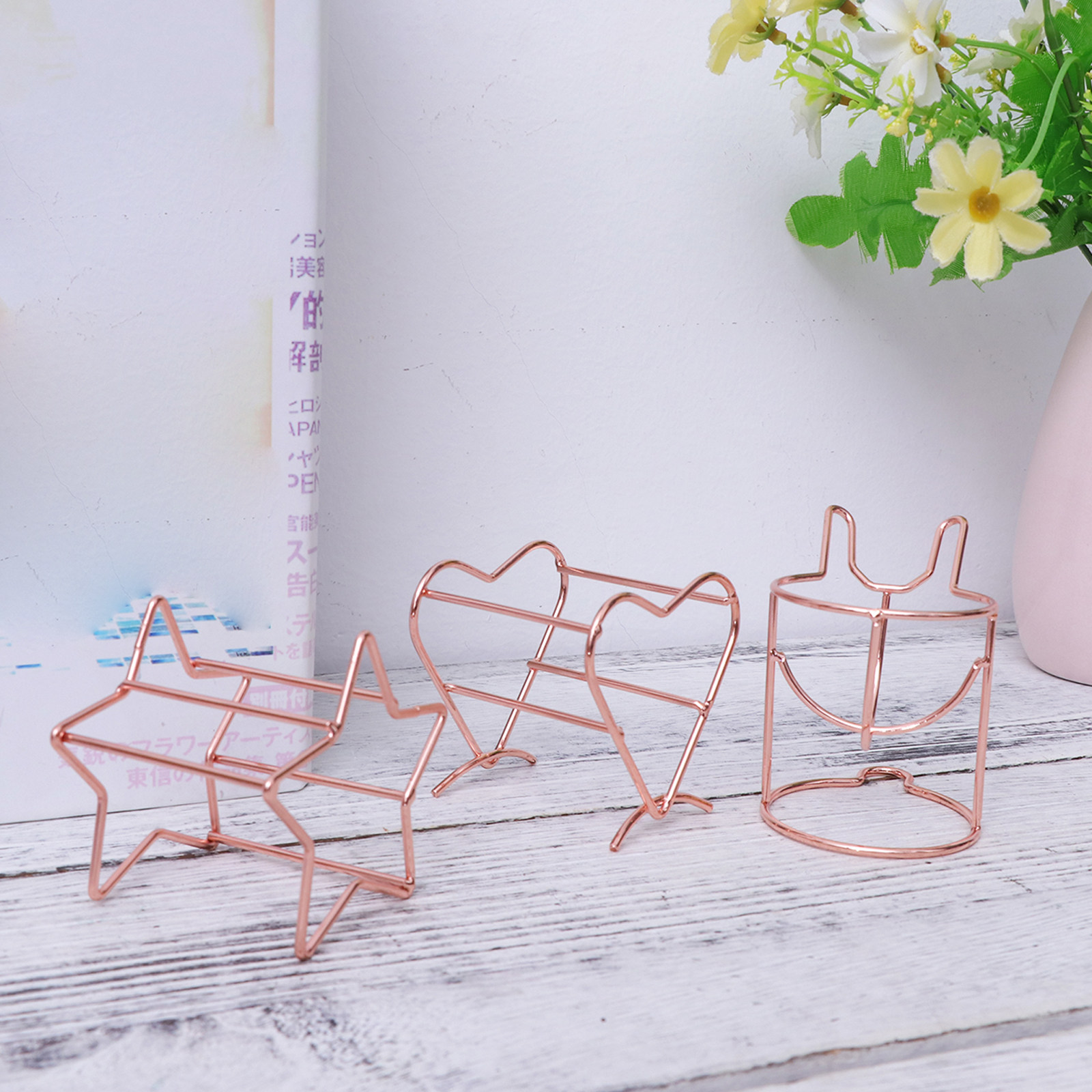 Beauty In Makeup - 3Pcs Makeup Sponge Holder Rack for