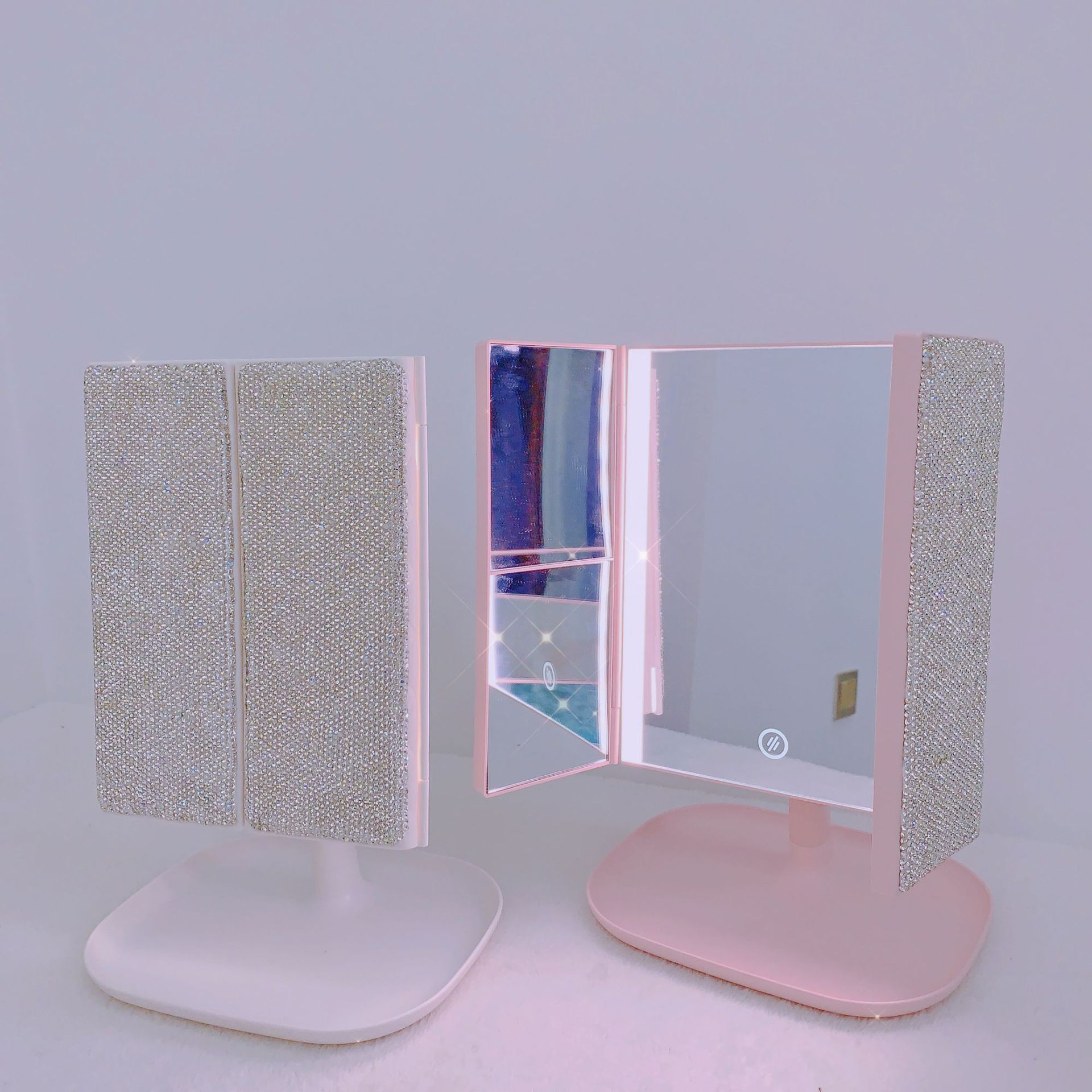 Beauty Forever Makeup - Trifold LED Makeup Mirror Beauty Lights