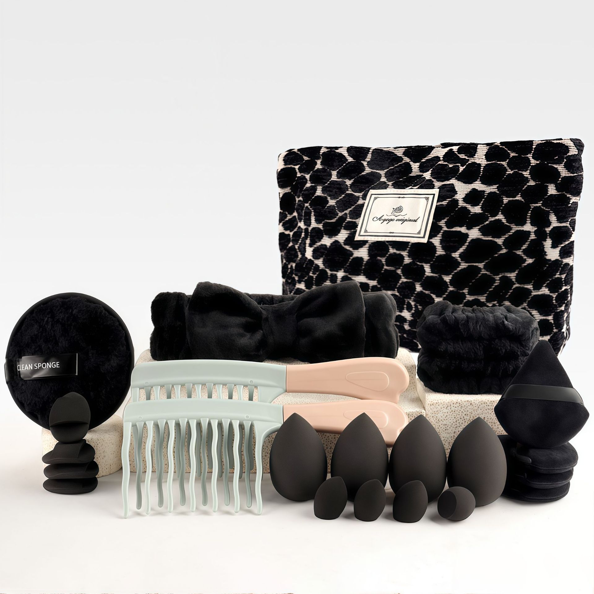 Makeup Brush Set Chic Fragranc - огляд і ціна Beauty In Makeup