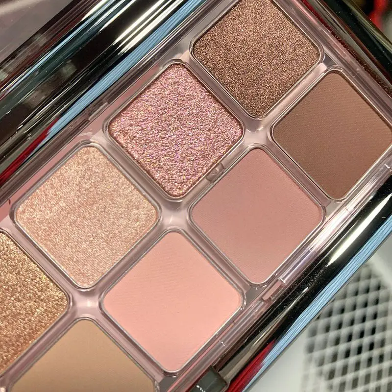 12 Color Eye Shadow Plate Matt - огляд і ціна Beauty Book Makeup Kit
