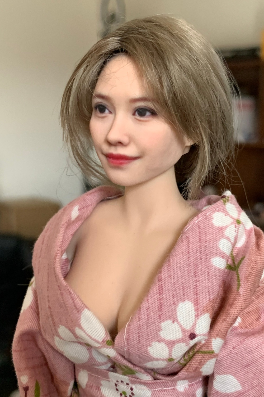 1/6 1/10 1/12 1/18 Scale Reali - огляд і ціна Beauty Makeup Edit