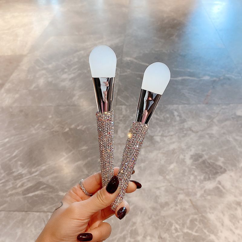 Face Mask Brush Flat Soft Hair - огляд і ціна Beauty Forever Makeup