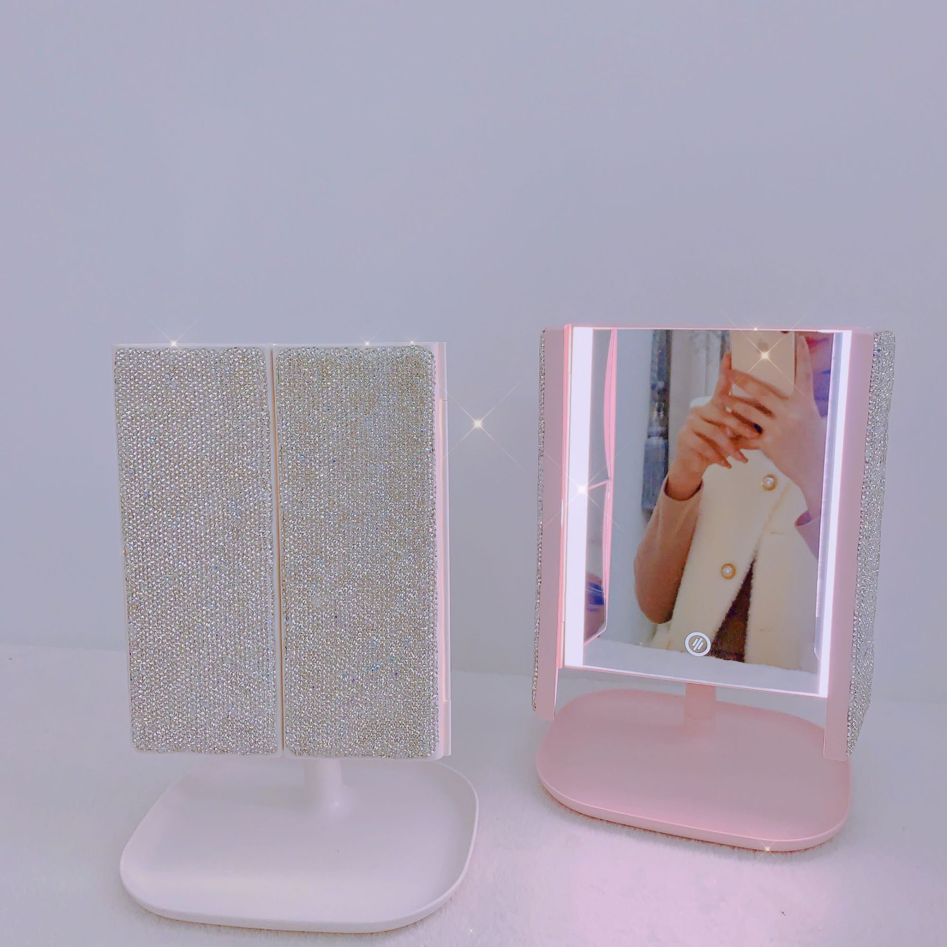 Trifold LED Makeup Mirror Beau - огляд і ціна Beauty Forever Makeup